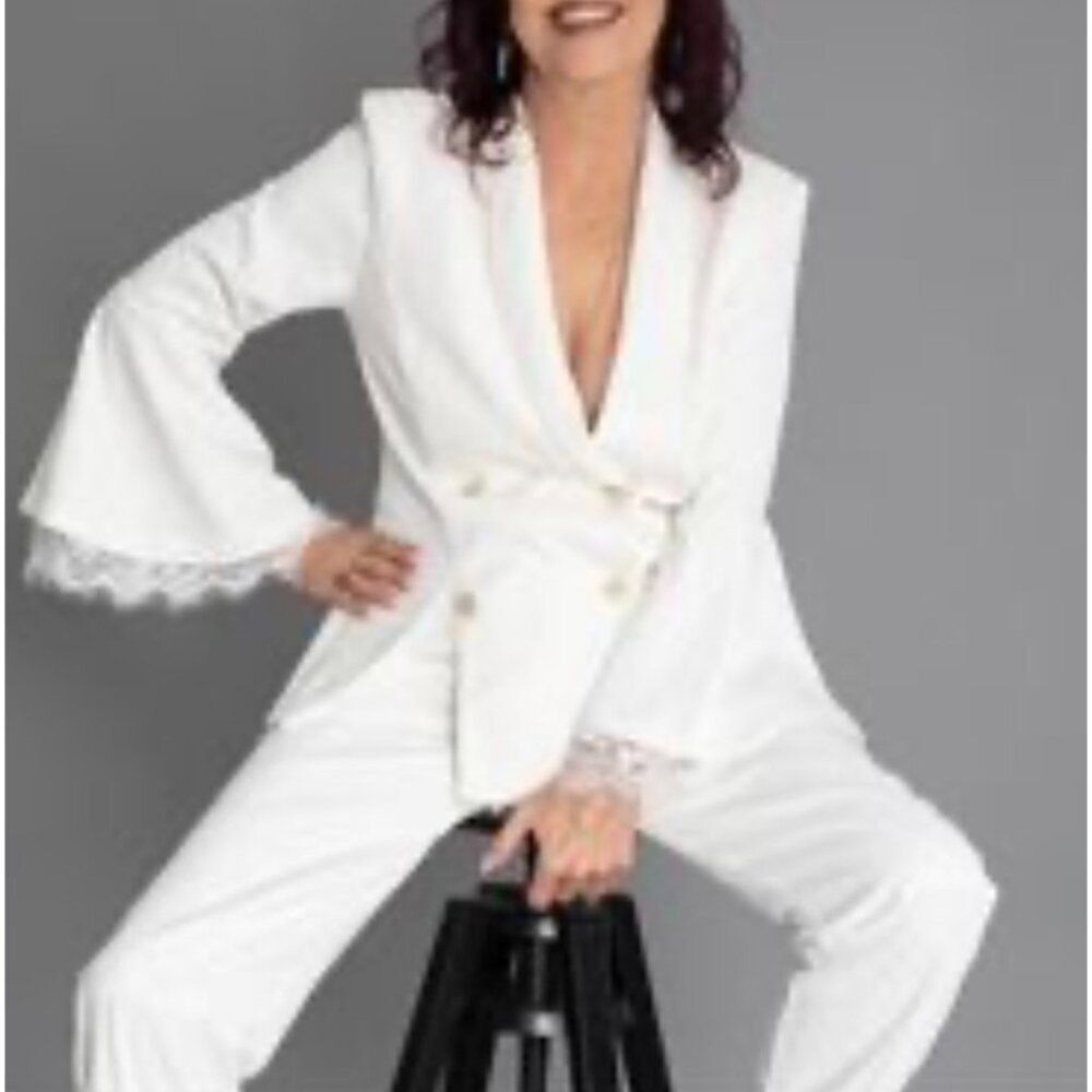 Venus Women’s Ivory Double breasted 2PCS Pants / Blazer Suit Size 6